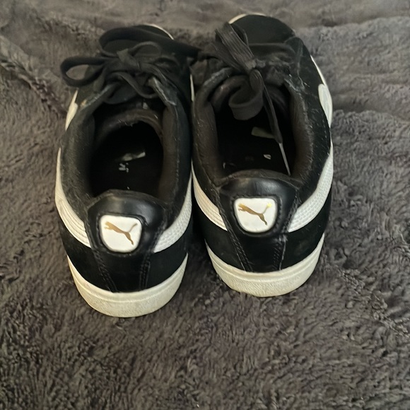 Womens 7 Puma Black Lace Up Sneakers - Picture 2 of 5